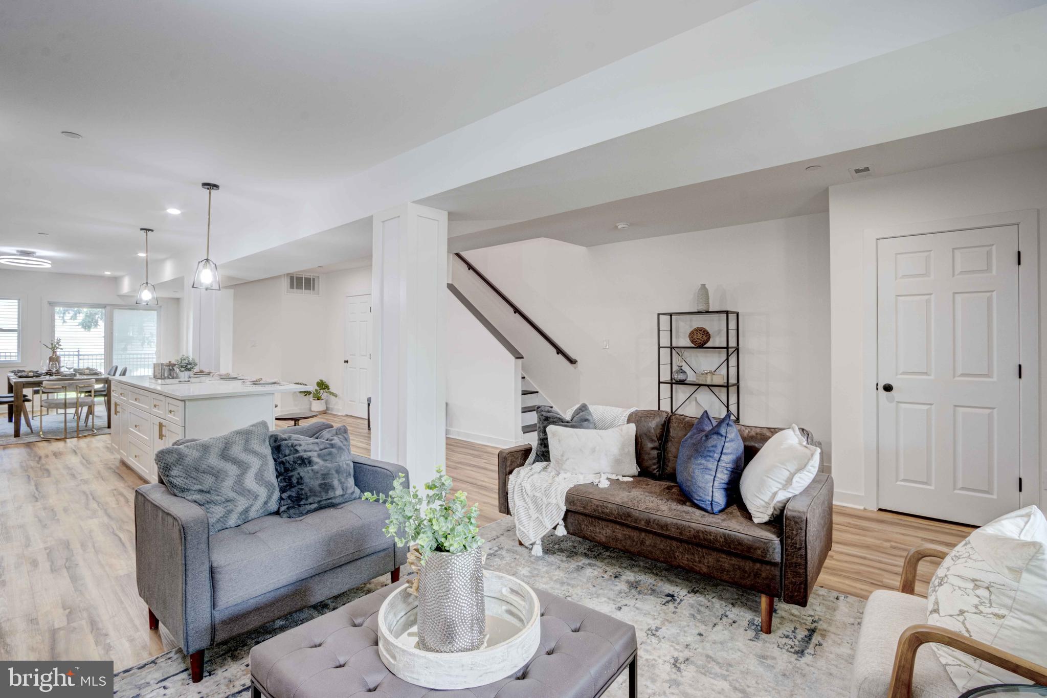 MOUNT HOLLY - Residential