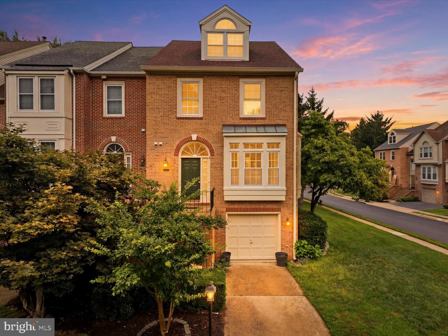 12000 LISA MARIE COURT