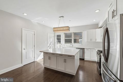 Townhouse For Sale - 4774 Pechin Street<br/> PHILADELPHIA, PA 19128