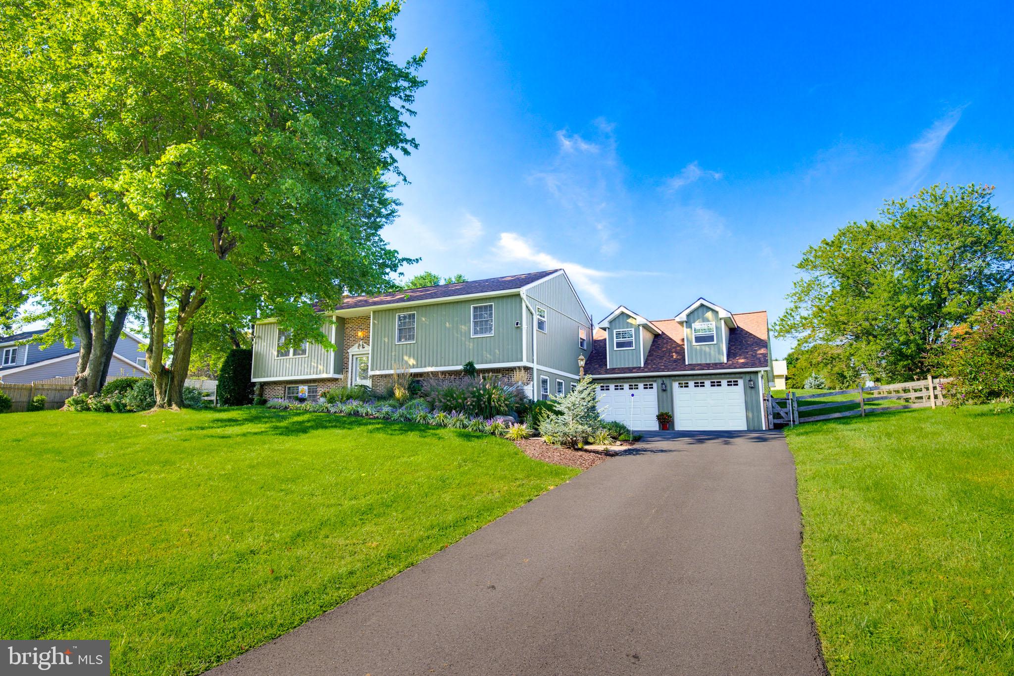 8 CLIFFWOOD