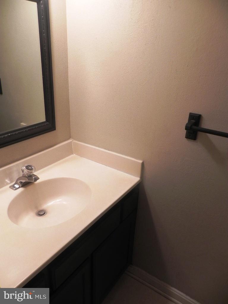 LANCASTER / WESTLAKE VILLAGE - Residential