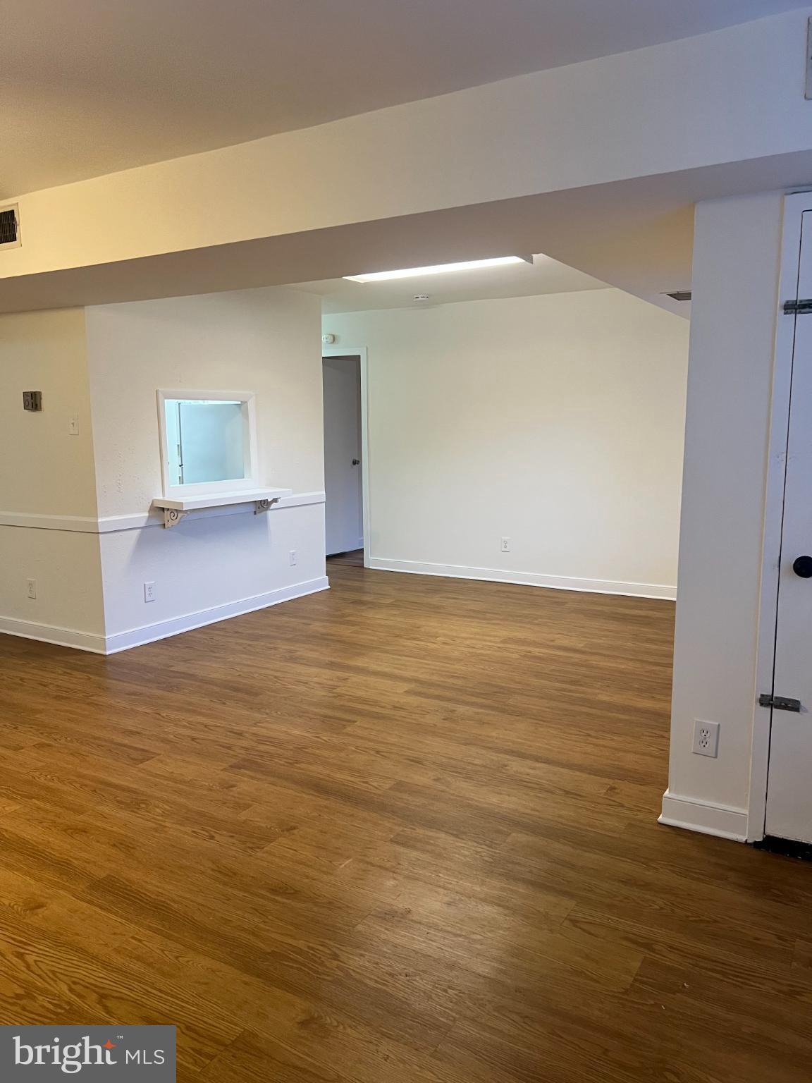 ALEXANDRIA OVERLOOK - Residential Lease