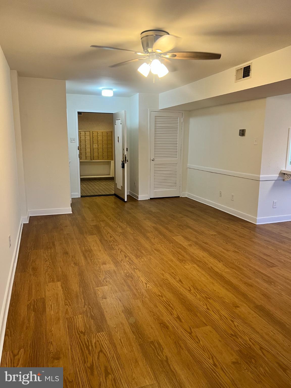 ALEXANDRIA OVERLOOK - Residential Lease