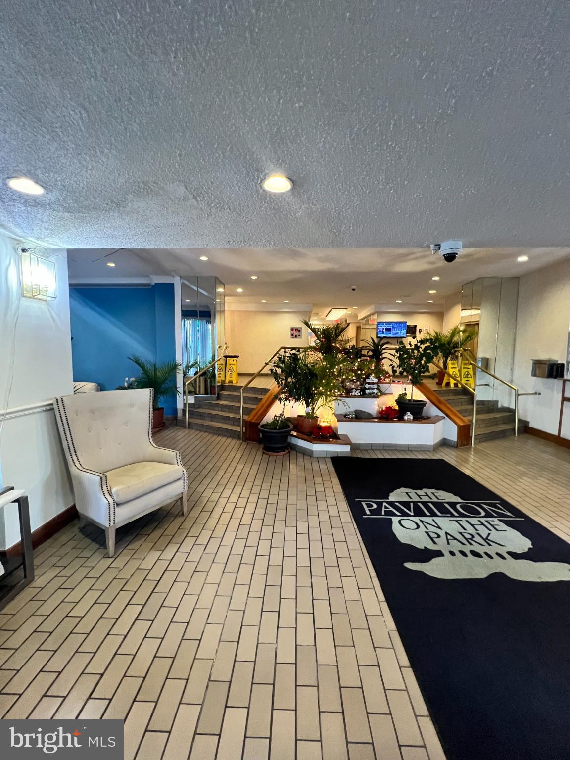 ALEXANDRIA OVERLOOK - Residential Lease