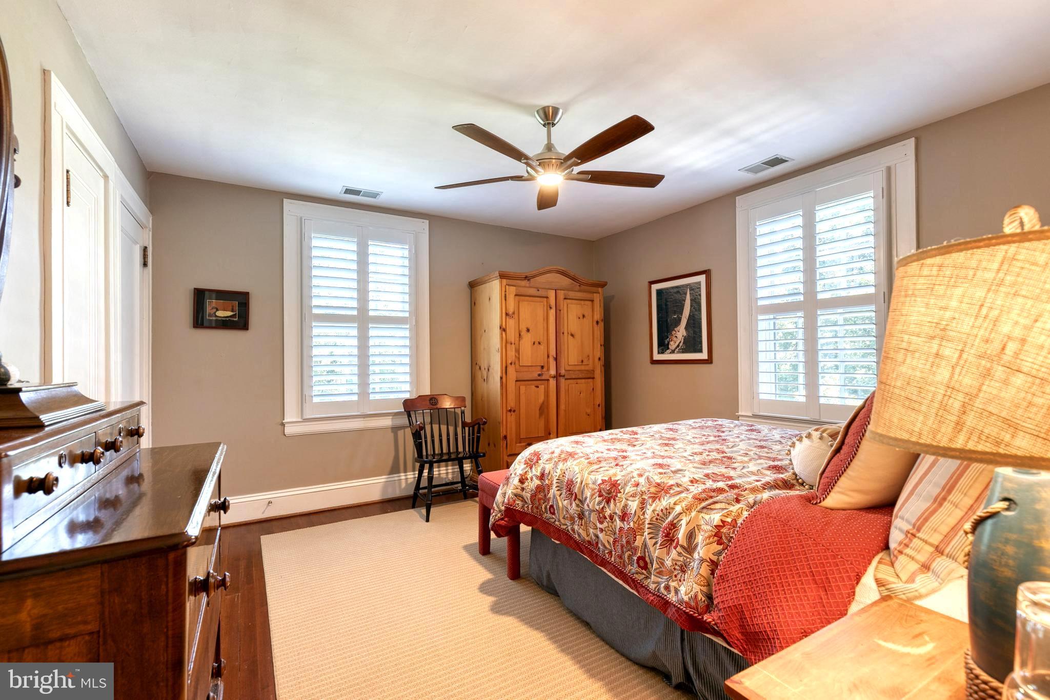 RUXTON - Residential