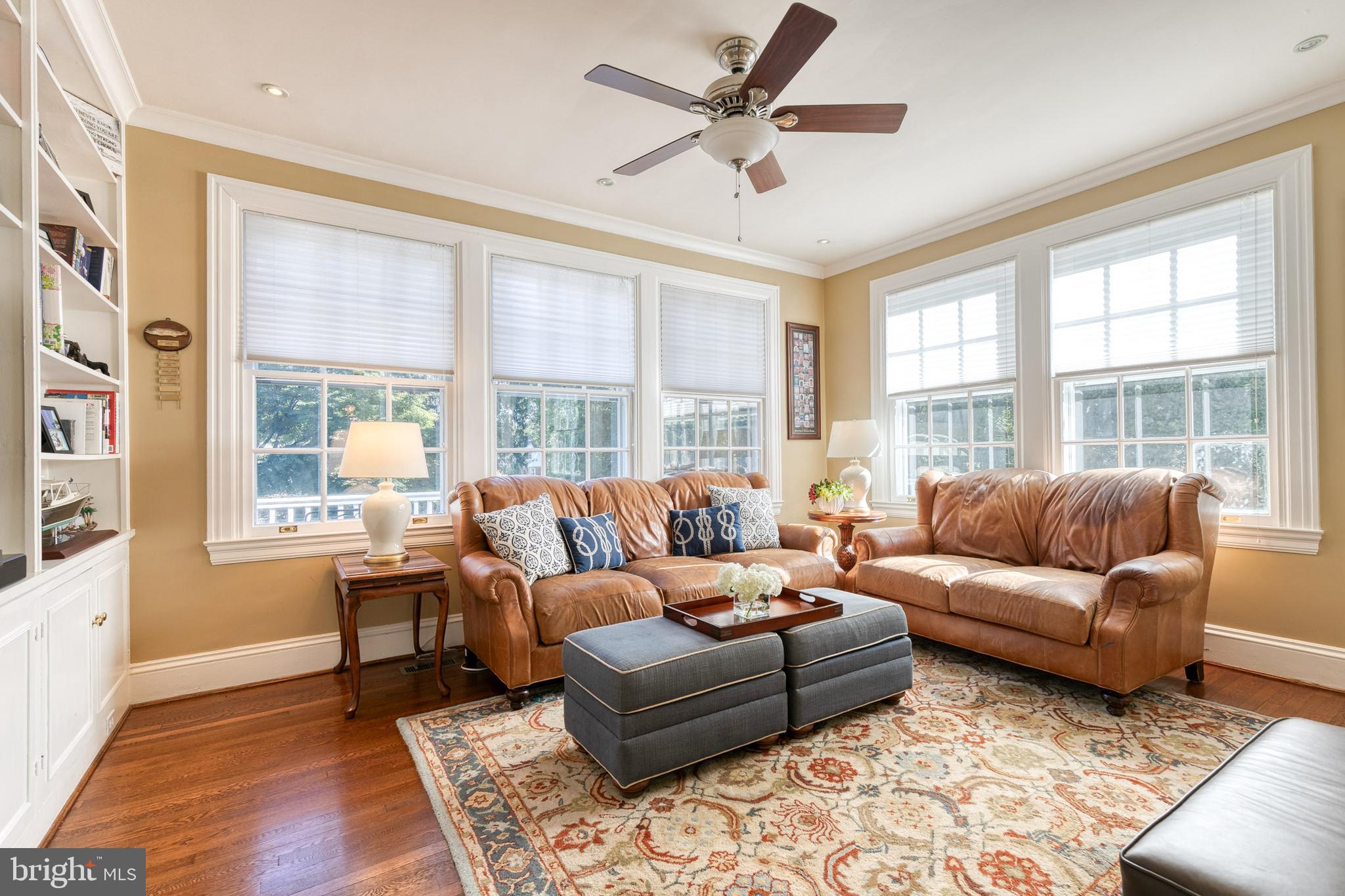 RUXTON - Residential