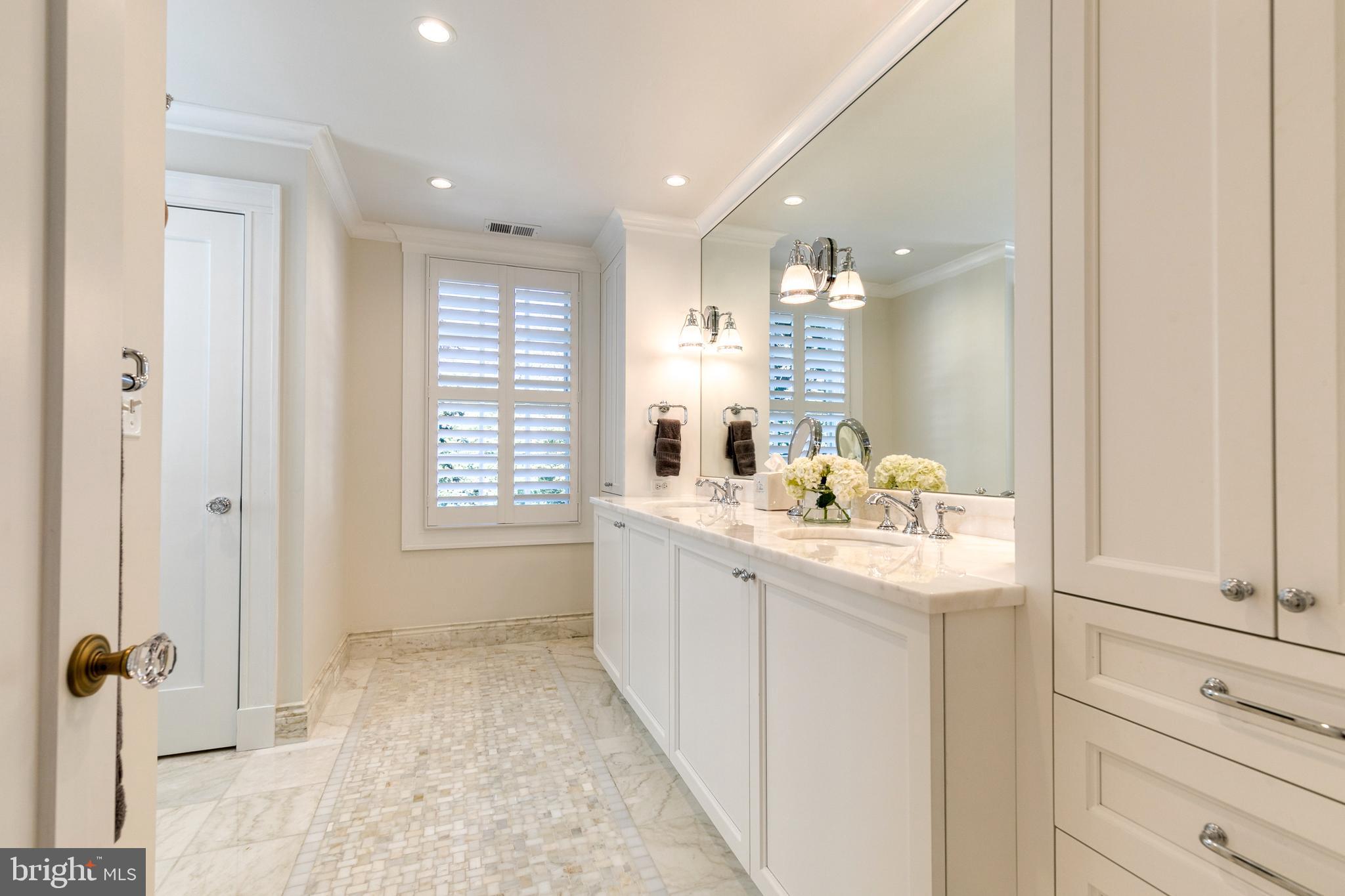 RUXTON - Residential