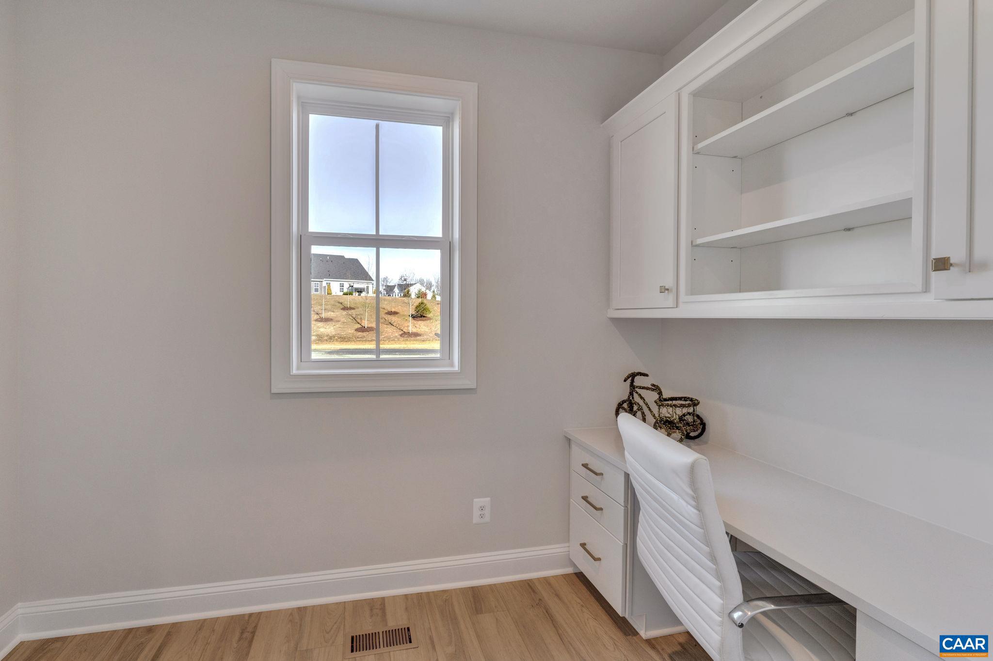 SPRING CREEK - Residential