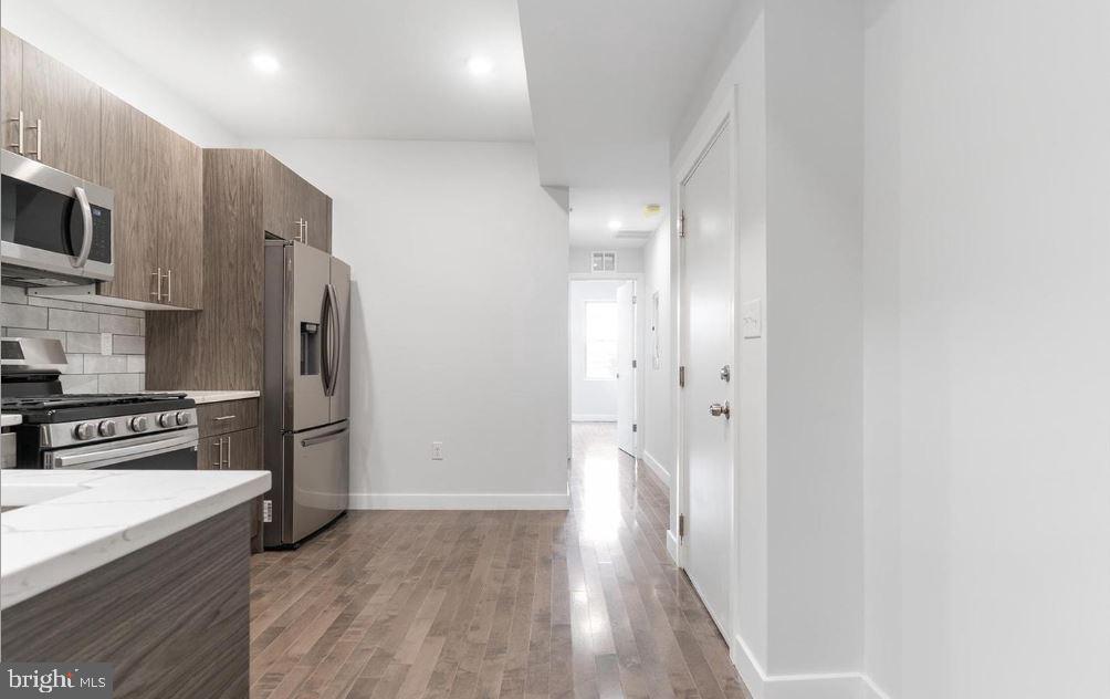 NORRIS SQUARE - Residential Income