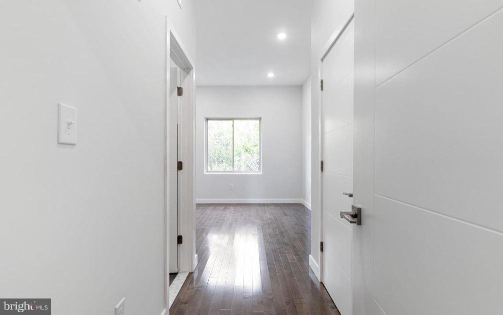 NORRIS SQUARE - Residential Income