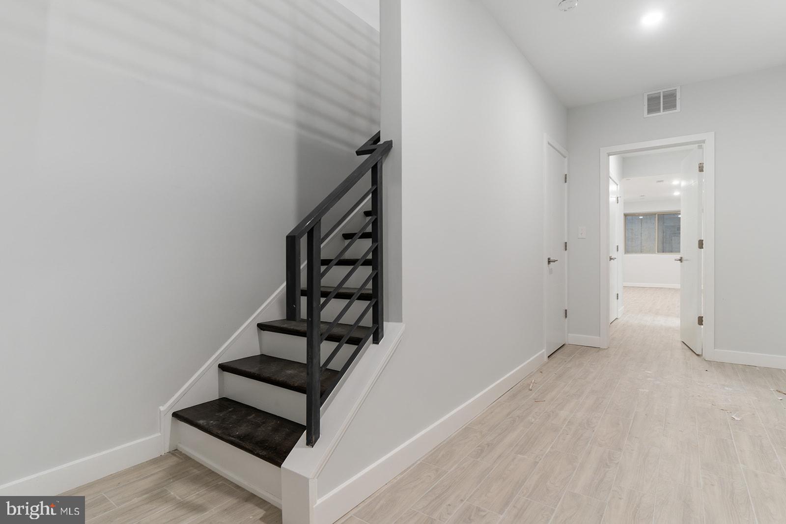 NORRIS SQUARE - Residential Income