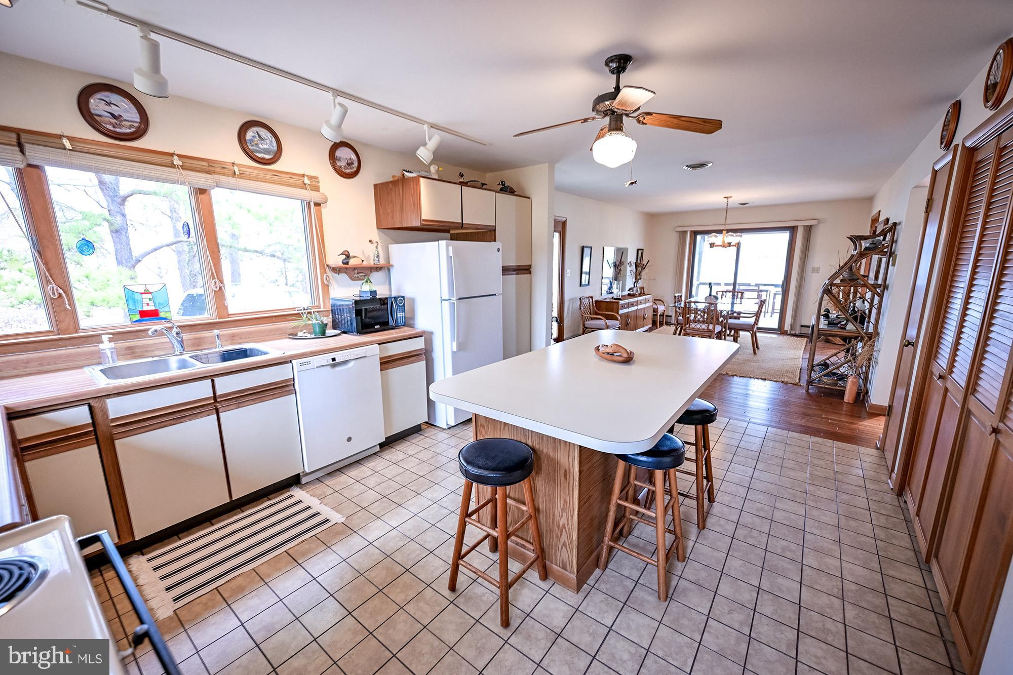 RIVERTON - Residential