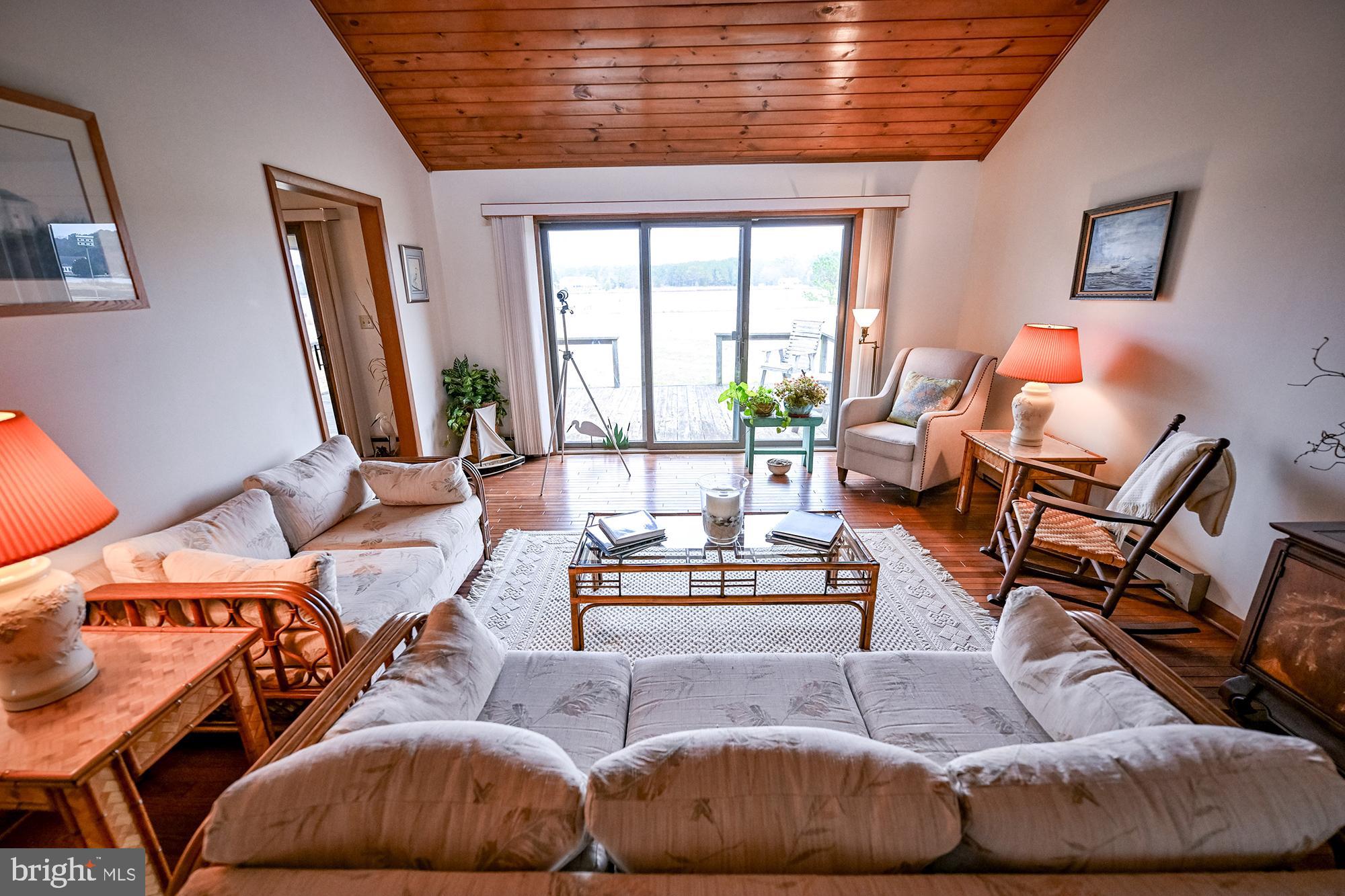 RIVERTON - Residential