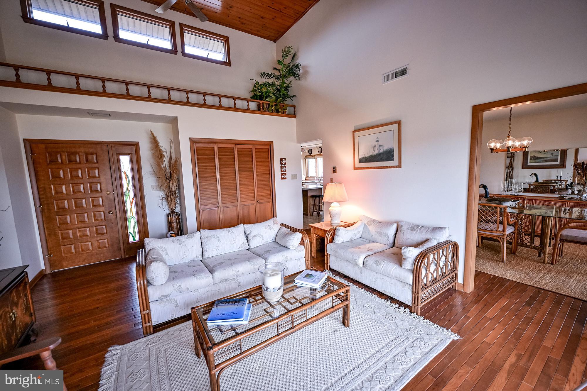 RIVERTON - Residential