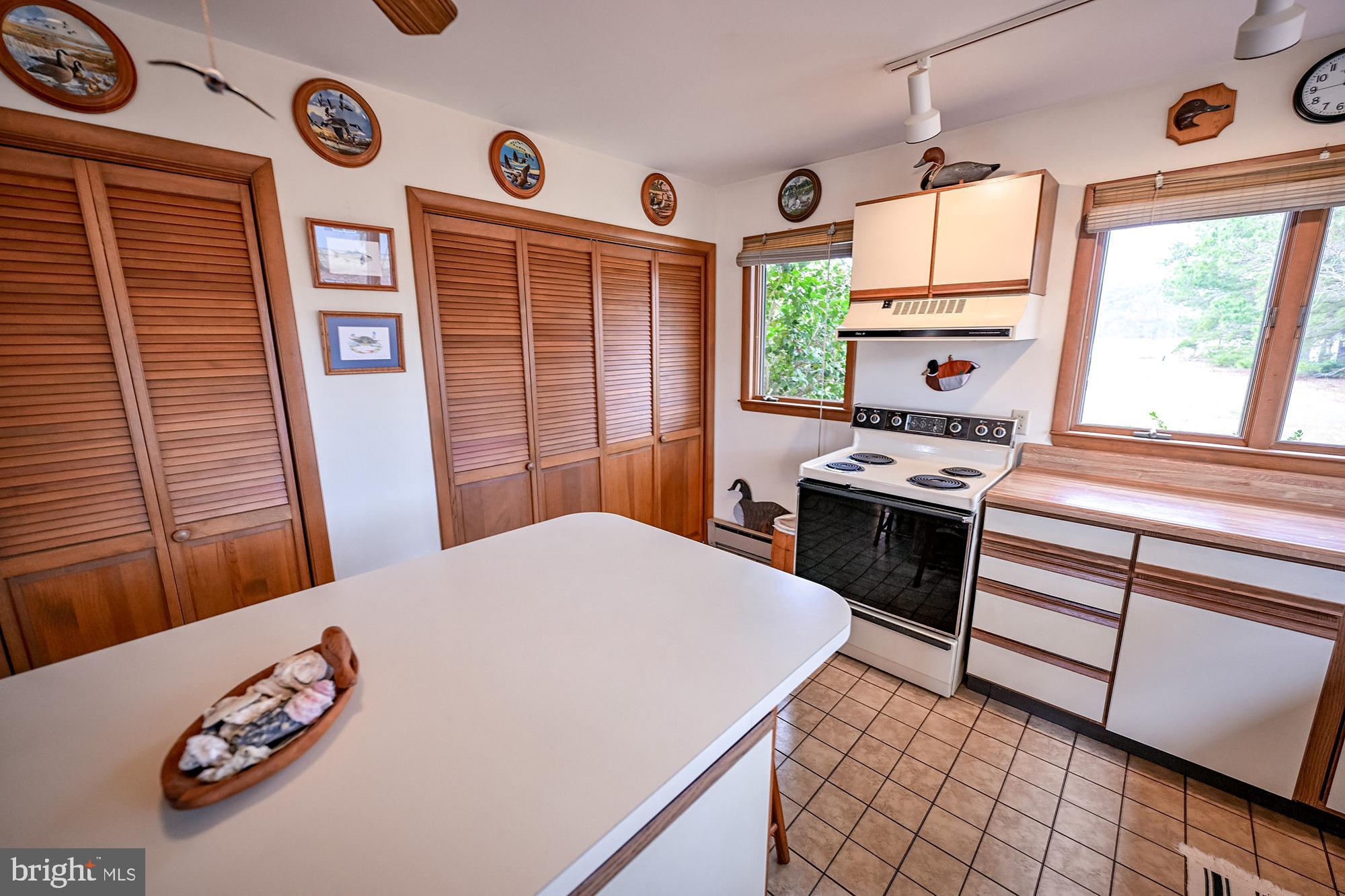 RIVERTON - Residential