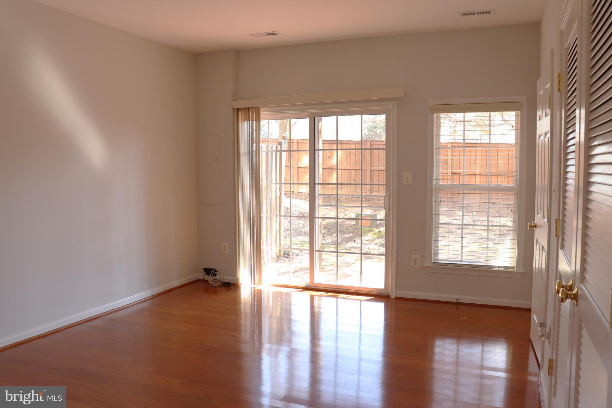 RIDGE TOP - Residential