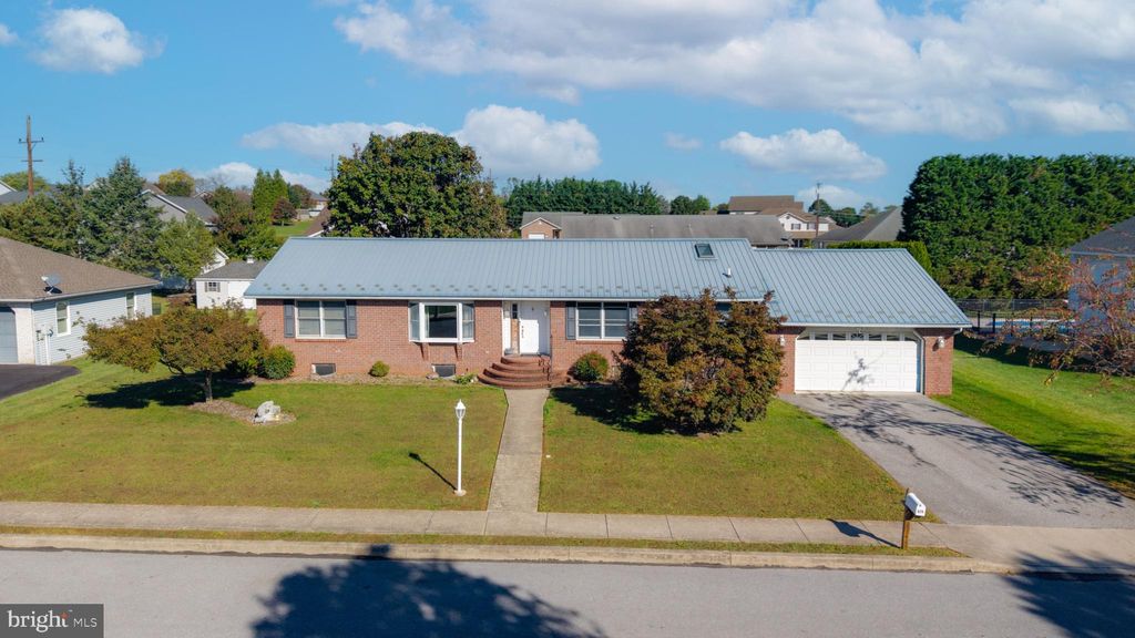 Photo of 375 Carolle Street, GREENCASTLE, PA 17225 (MLS # PAFL2030694)