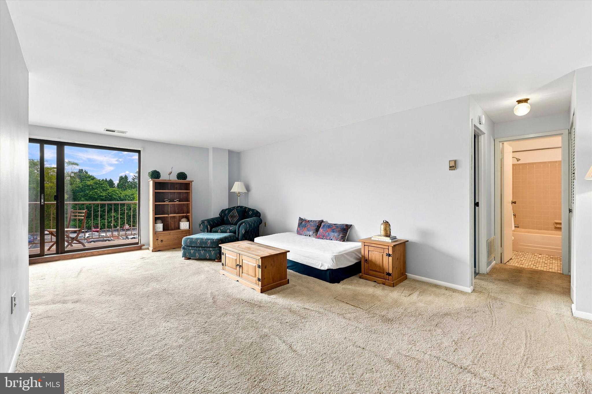 501 N PROVIDENCE ROAD 412