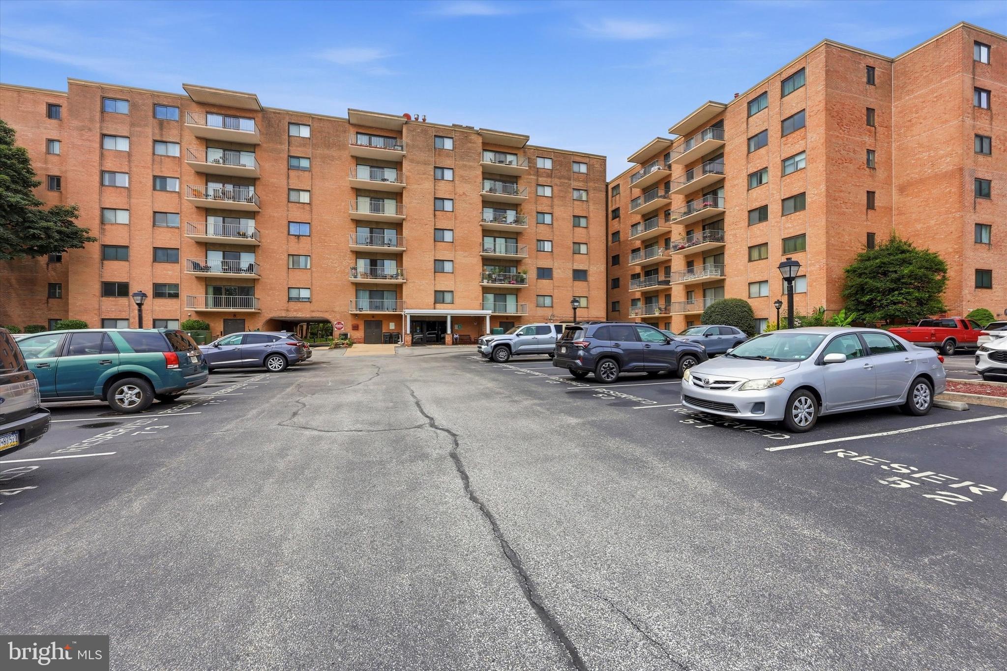 501 N PROVIDENCE ROAD 412