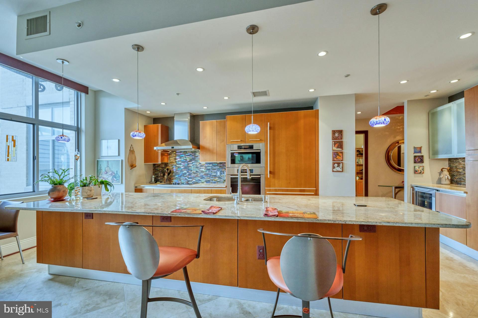 MIDTOWN AT RESTON TOWN CENTER - Residential