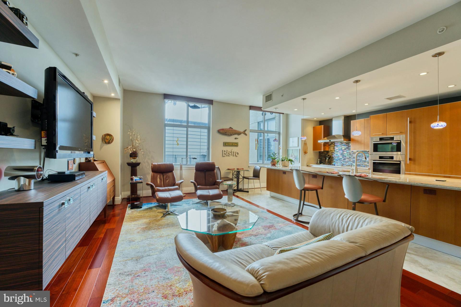 MIDTOWN AT RESTON TOWN CENTER - Residential