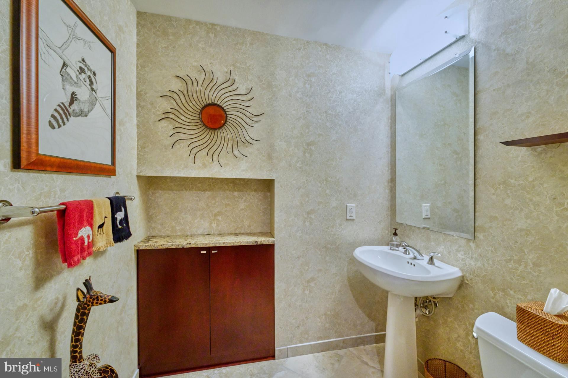 MIDTOWN AT RESTON TOWN CENTER - Residential