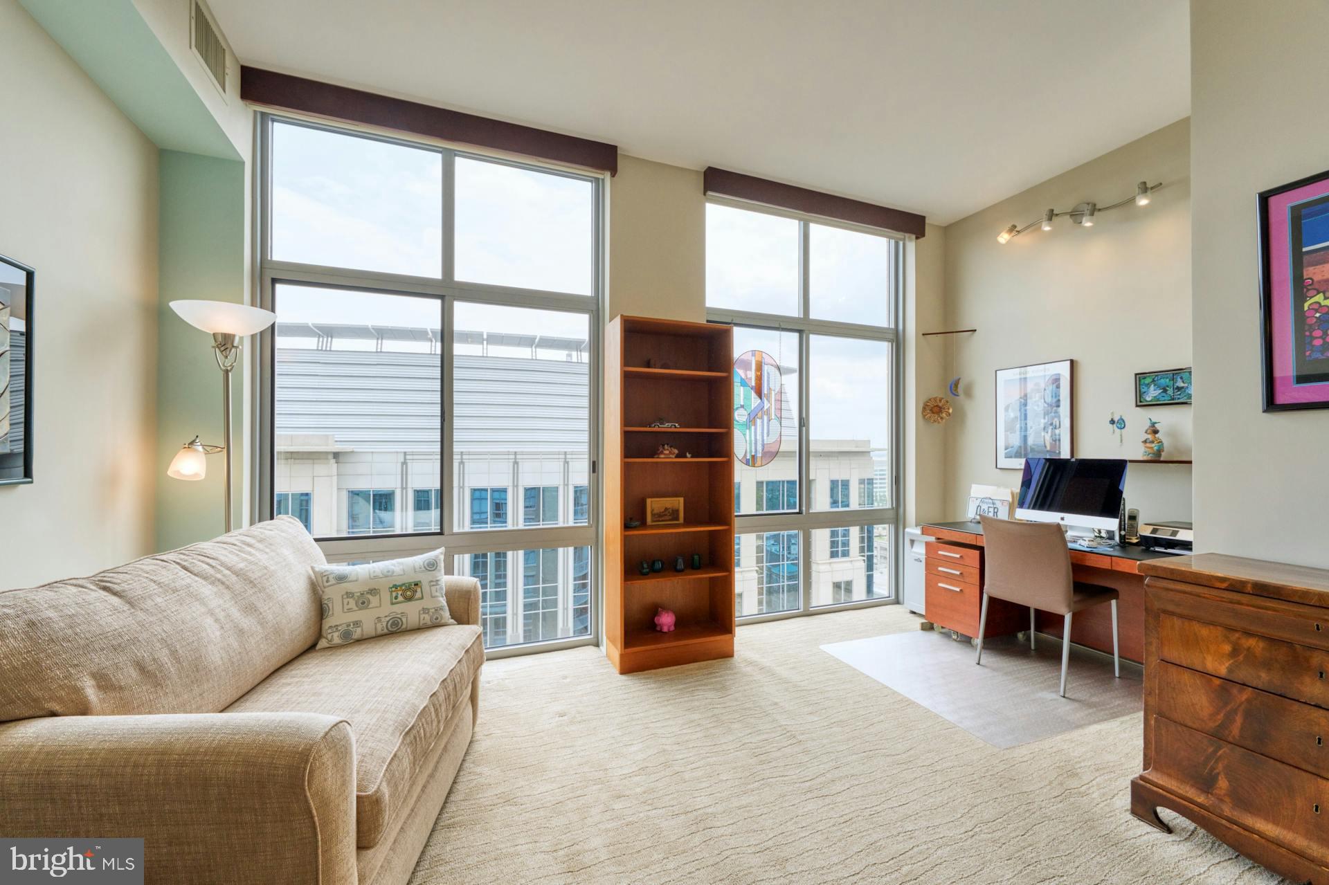 MIDTOWN AT RESTON TOWN CENTER - Residential