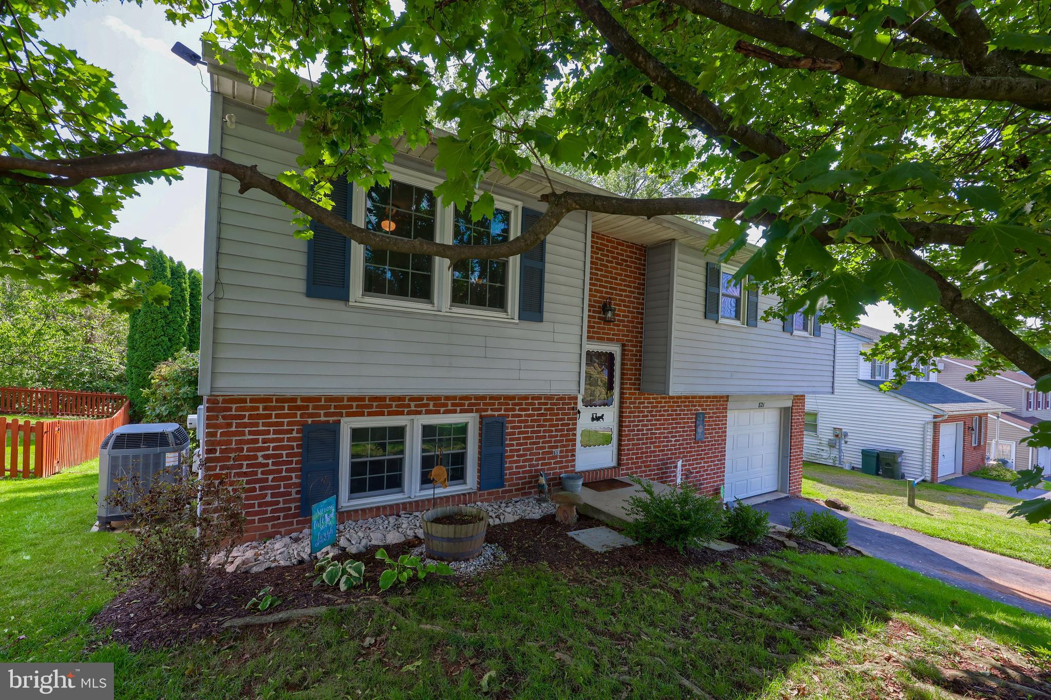 DENVER BOROUGH - Residential