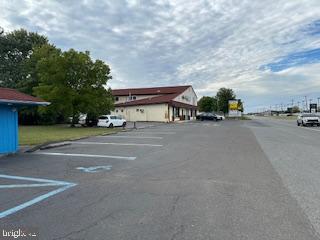 2841 & 2901 ROUTE 42