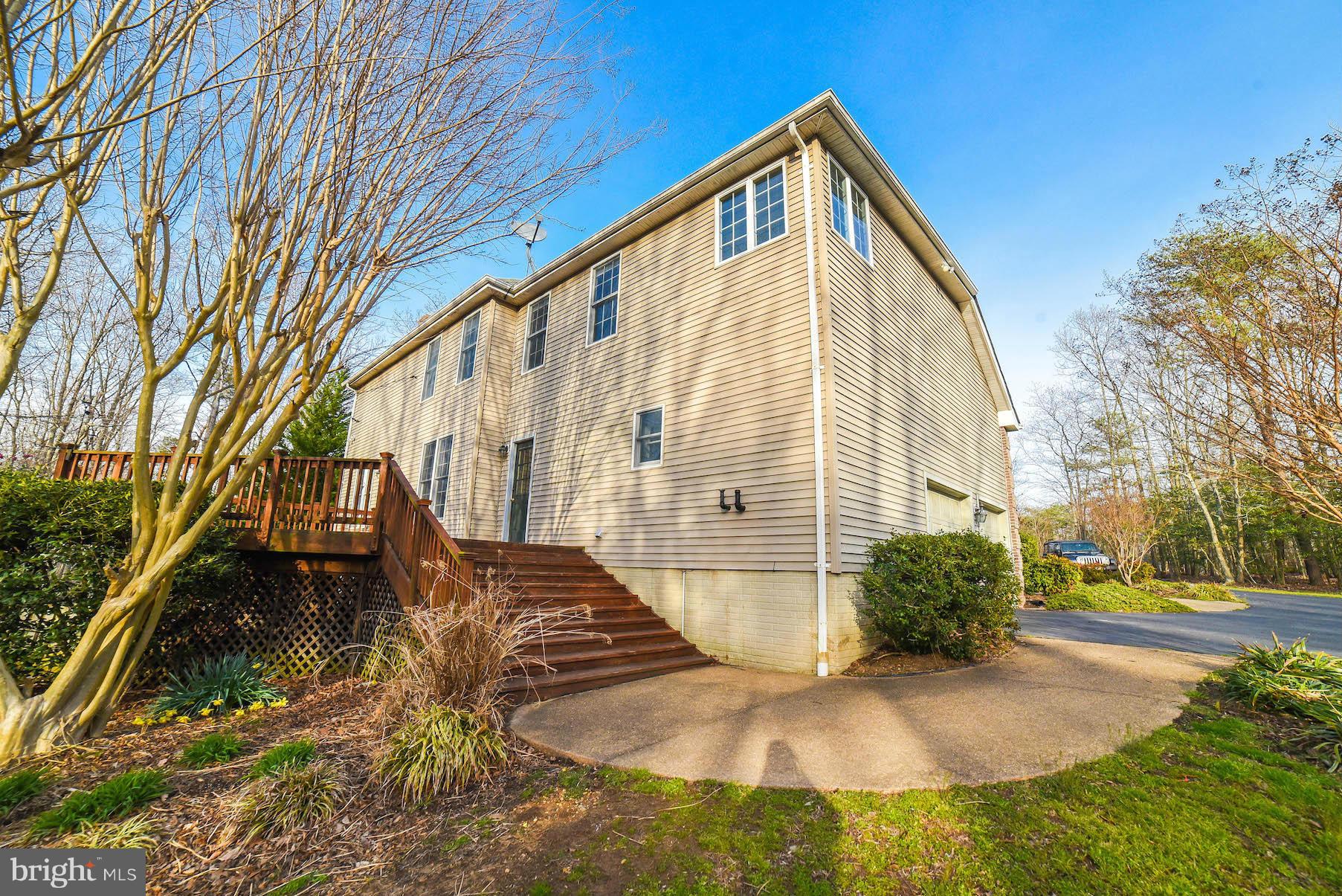 BRETON BAY - Residential