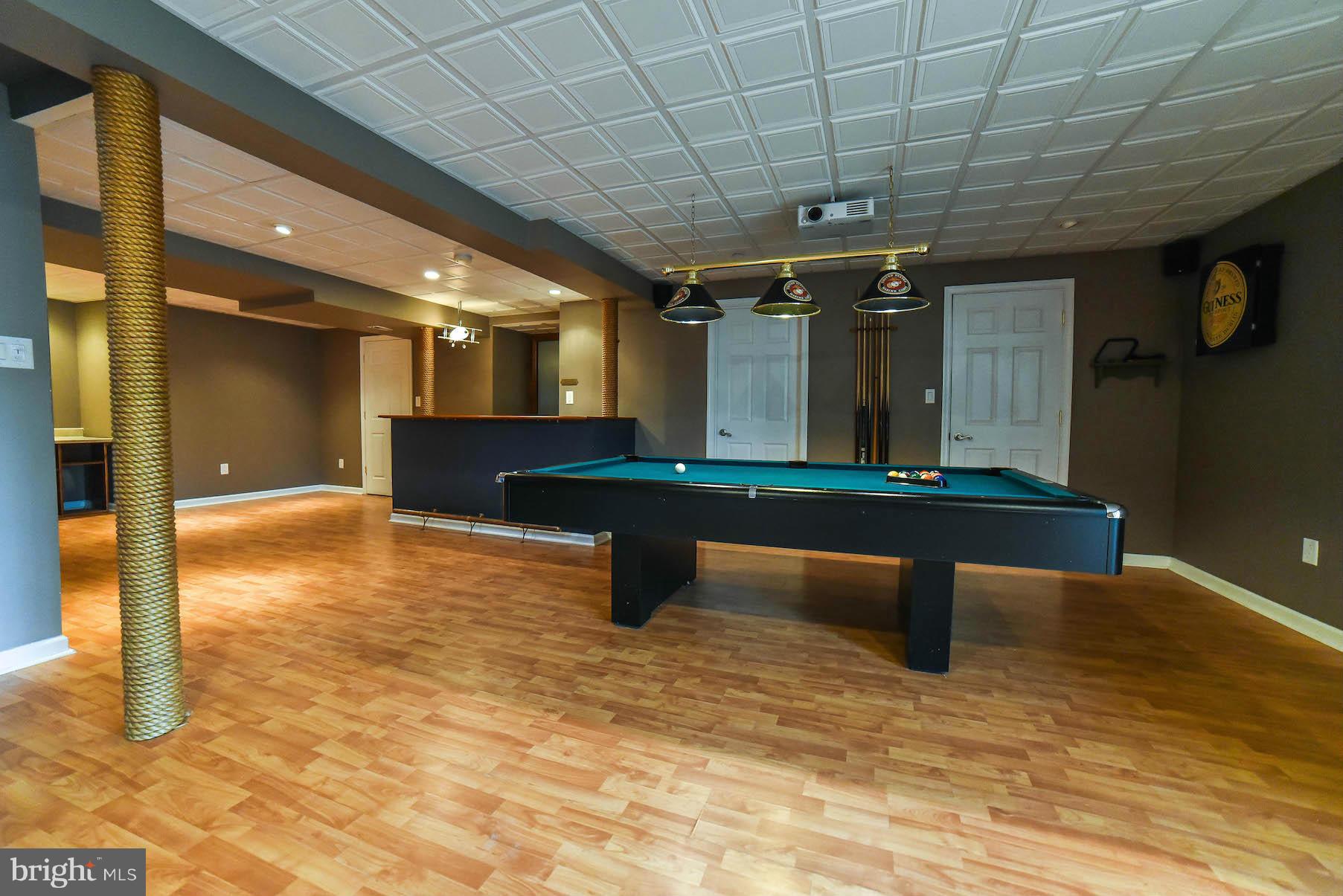 BRETON BAY - Residential