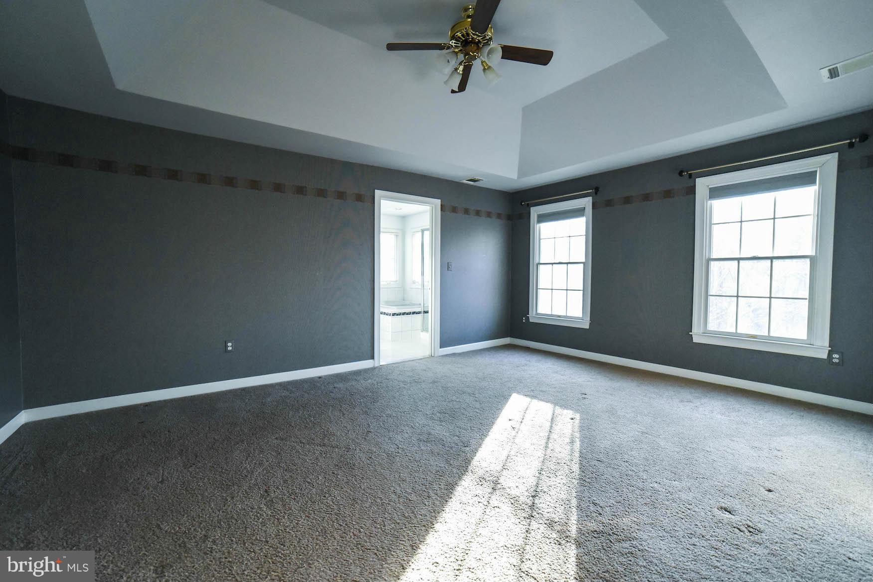 BRETON BAY - Residential