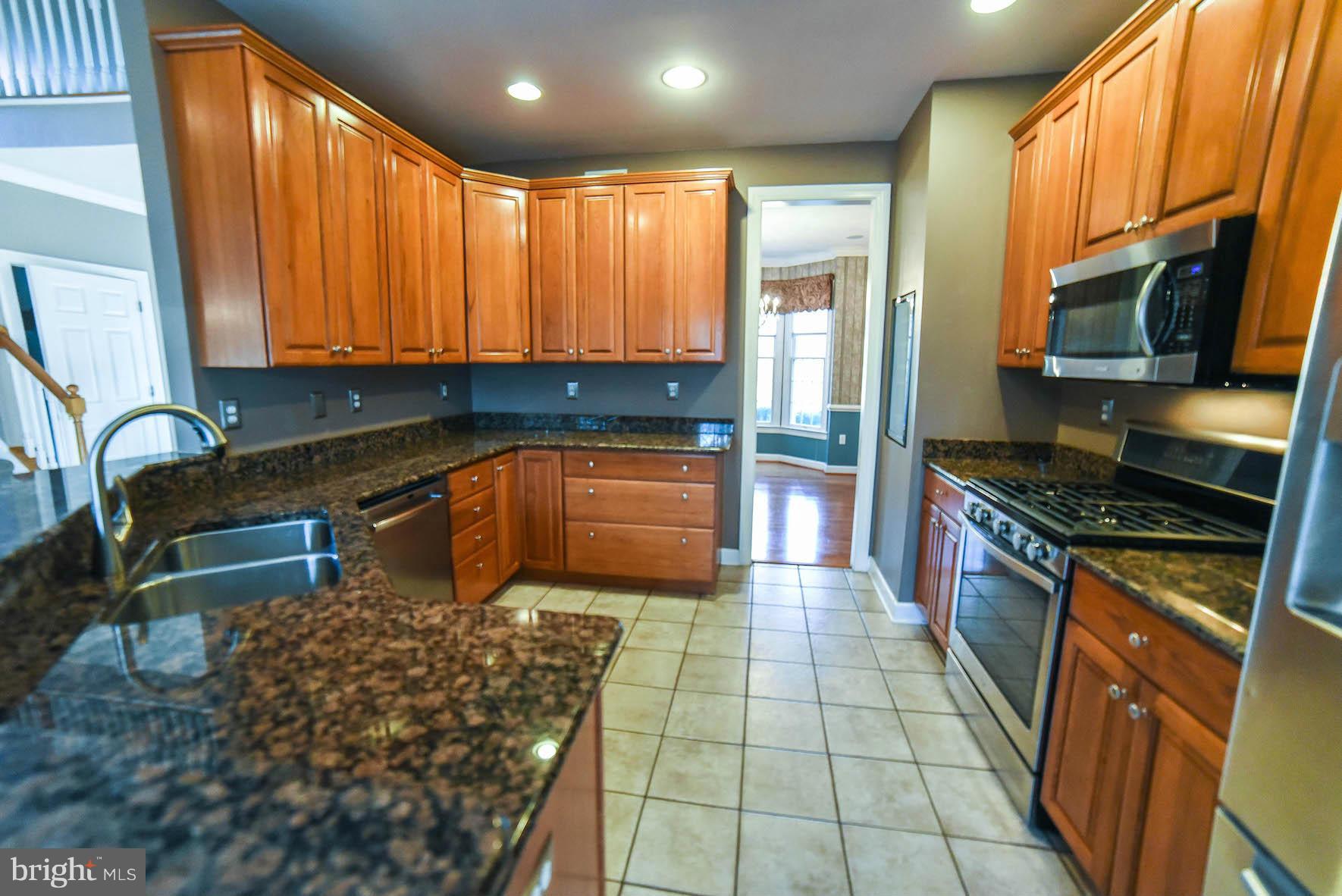 BRETON BAY - Residential