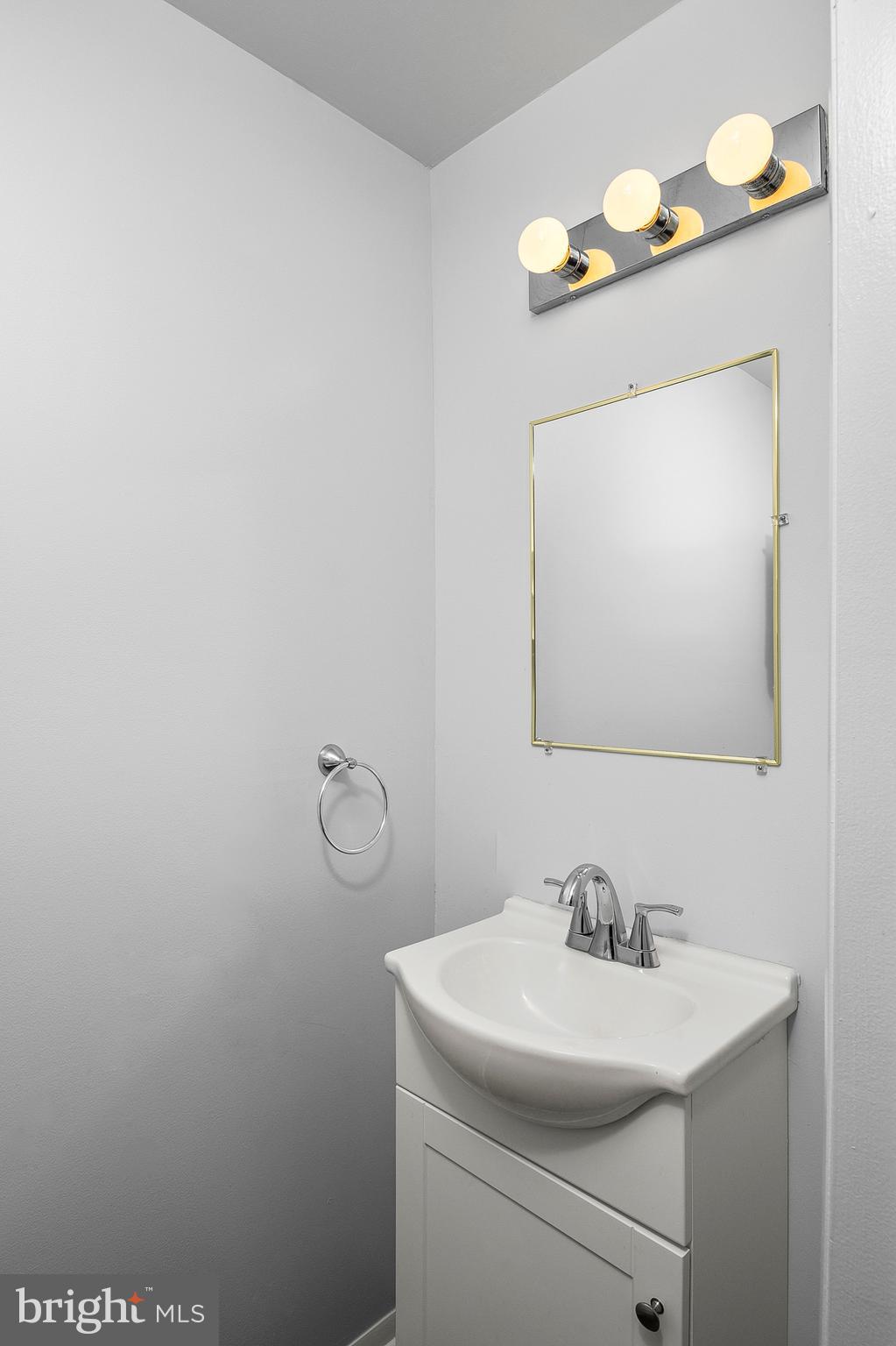 HARMANS WOODS - Residential Lease