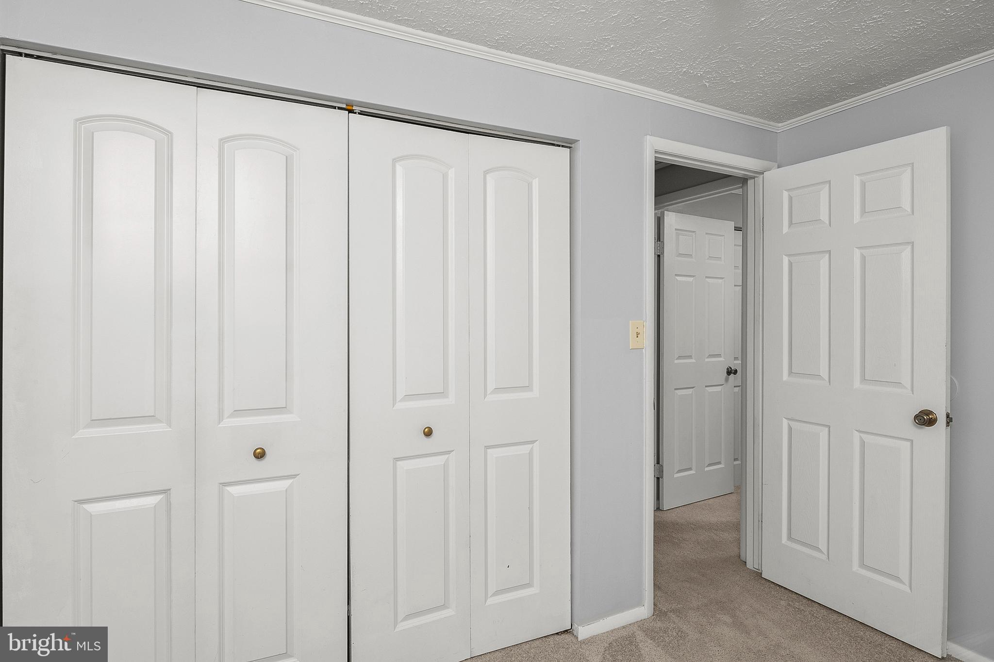 HARMANS WOODS - Residential Lease