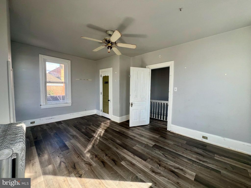 Photo of 17 S Pine Street, YORK, PA 17403 (MLS # PAYK2095594)