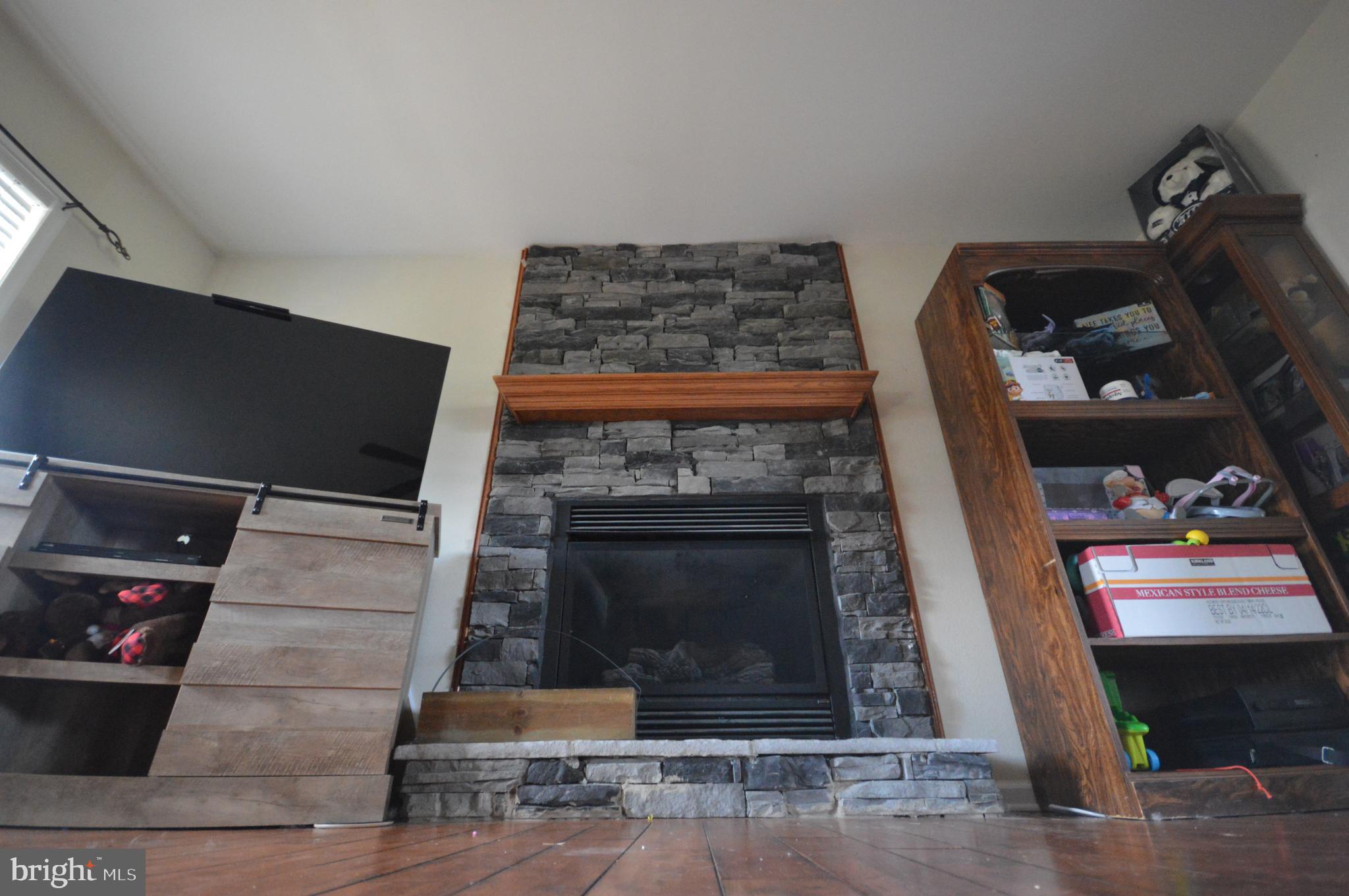 MORNING DOVE ESTATES - Residential