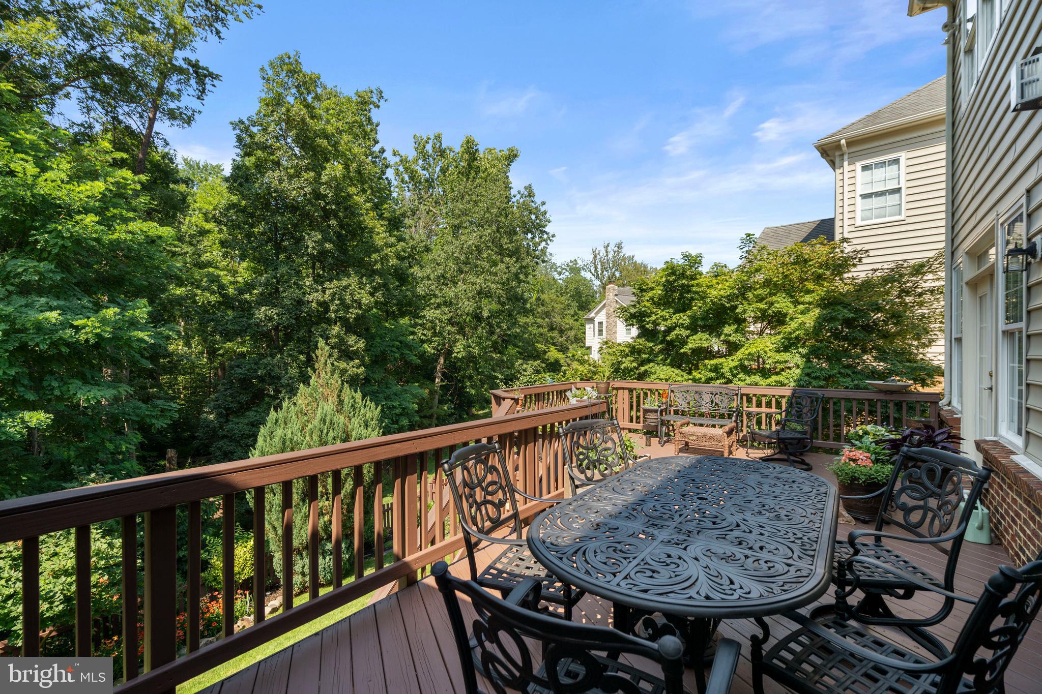 LANSDOWNE ON THE POTOMAC - Residential