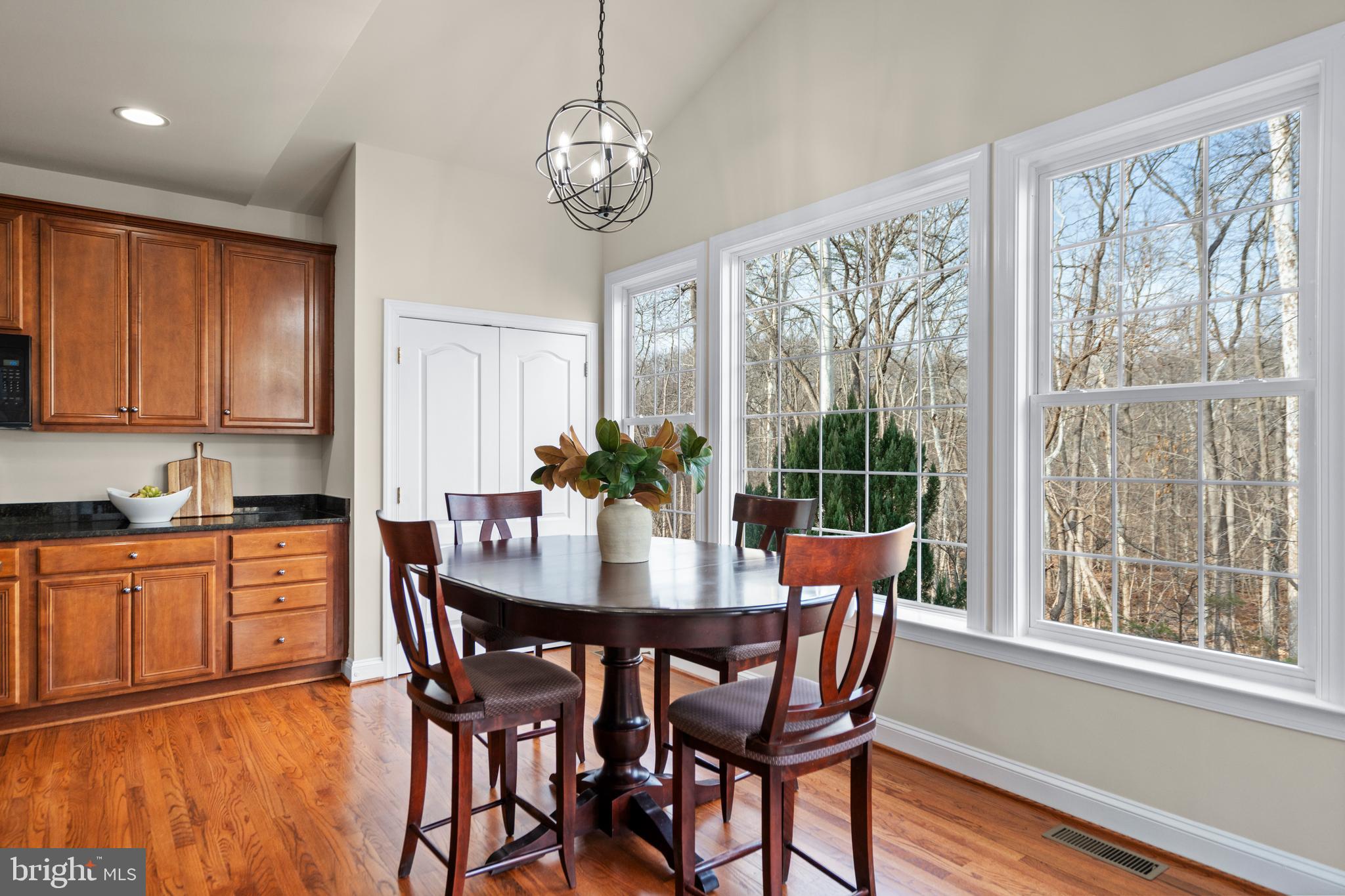 LANSDOWNE ON THE POTOMAC - Residential