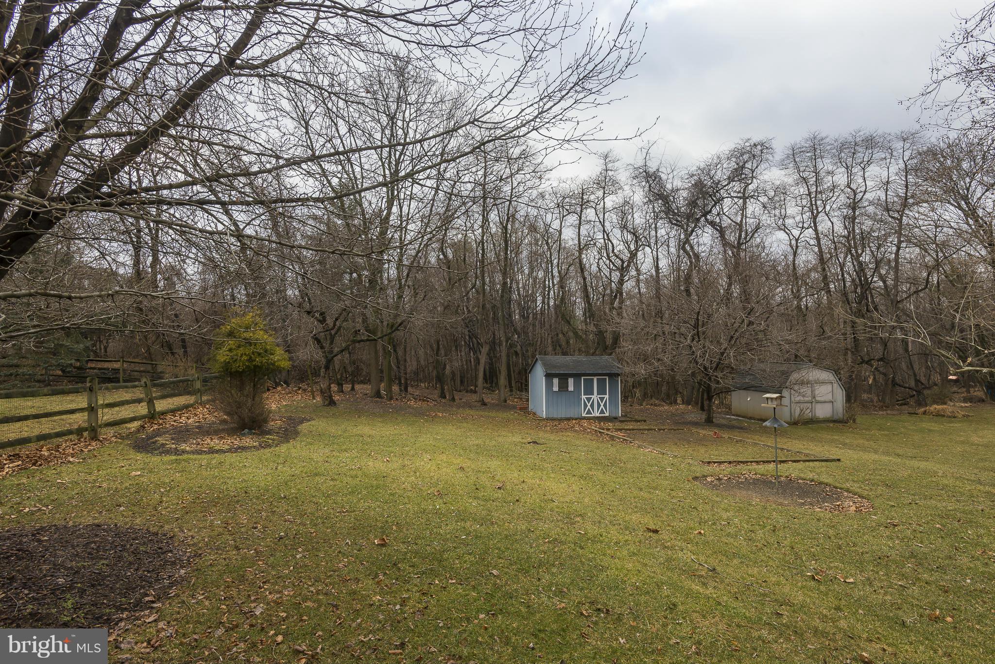 HUNT COUNTRY ESTATES - Residential