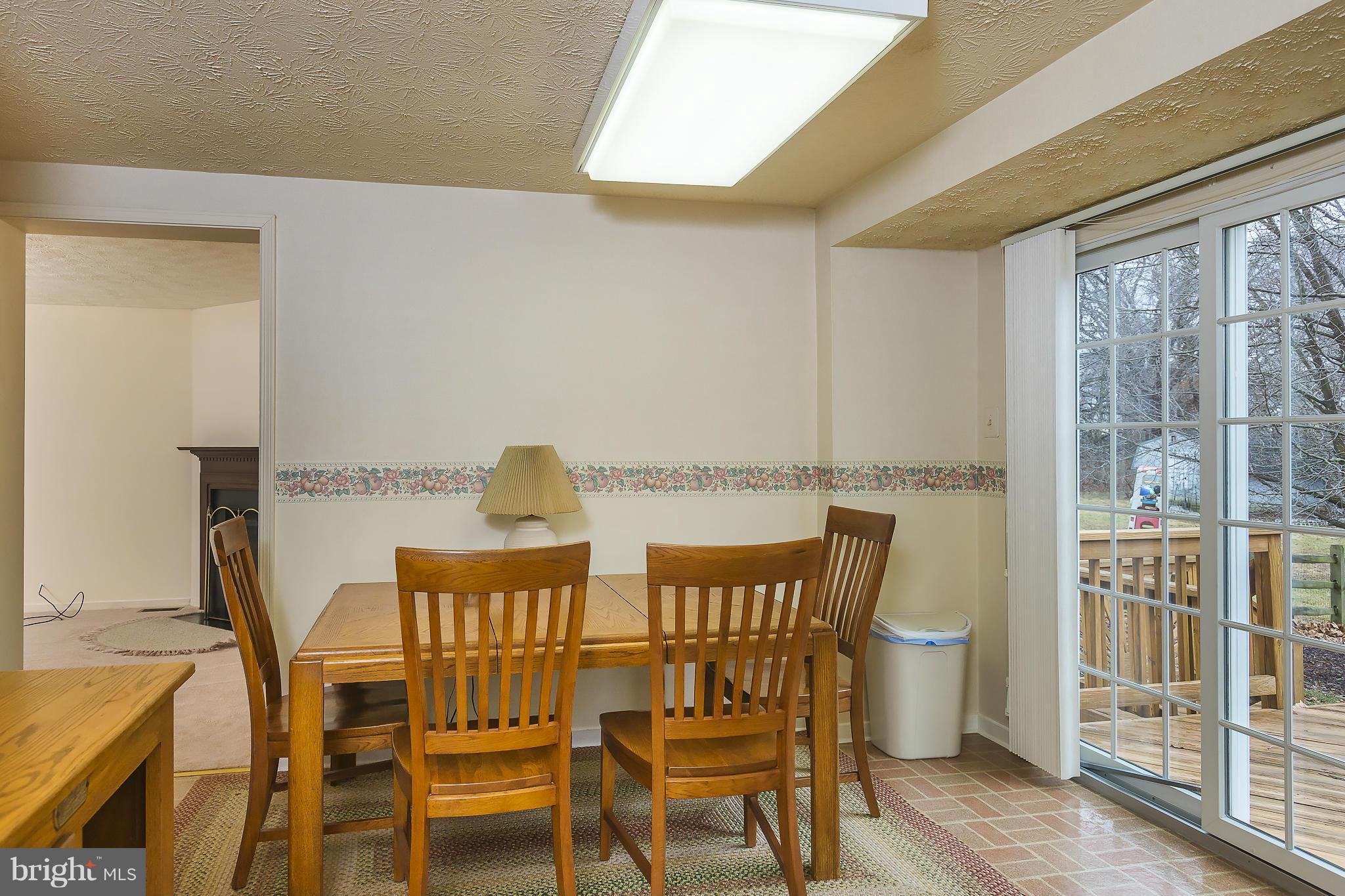 HUNT COUNTRY ESTATES - Residential