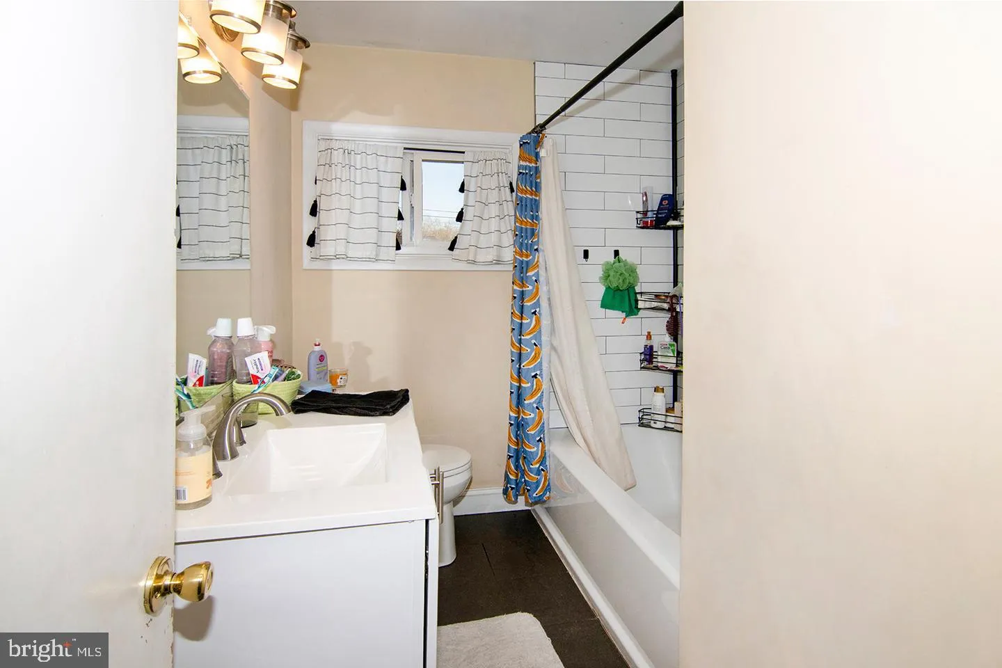 Glassboro, New Jersey 08028, United States, 3 Bedrooms Bedrooms, ,1 BathroomBathrooms,Residential,Active,78847