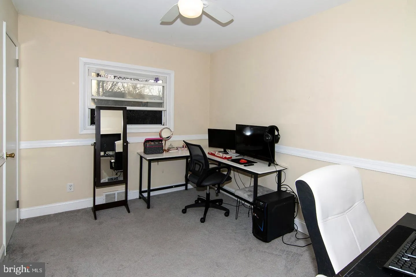 Glassboro, New Jersey 08028, United States, 3 Bedrooms Bedrooms, ,1 BathroomBathrooms,Residential,Active,78847