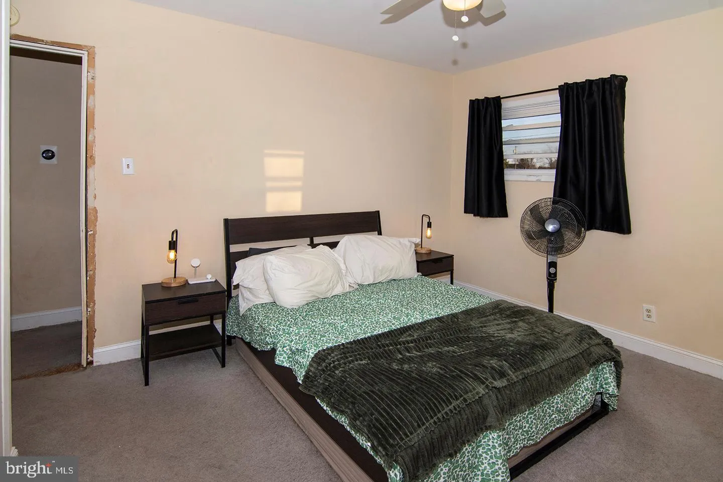 Glassboro, New Jersey 08028, United States, 3 Bedrooms Bedrooms, ,1 BathroomBathrooms,Residential,Active,78847