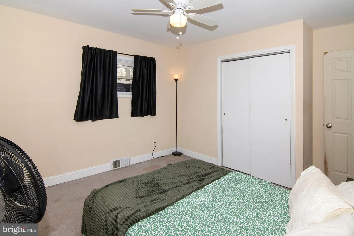 Glassboro, New Jersey 08028, United States, 3 Bedrooms Bedrooms, ,1 BathroomBathrooms,Residential,Active,78847