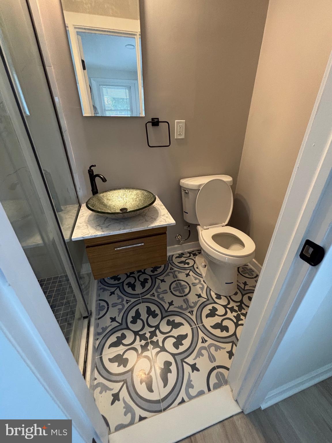 CHESTNUT HILL - Residential