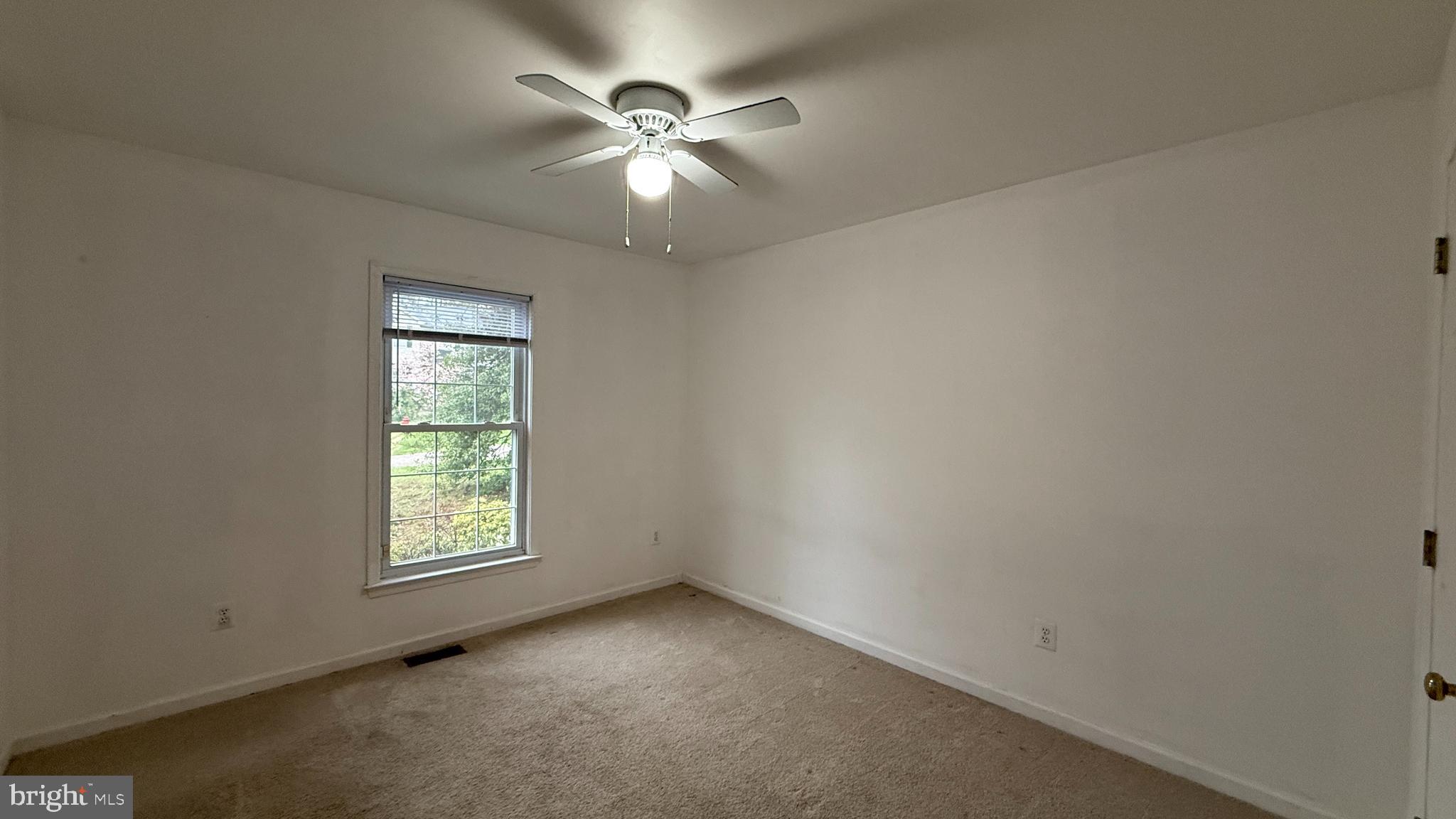 SOUTH OAKS - Residential Lease