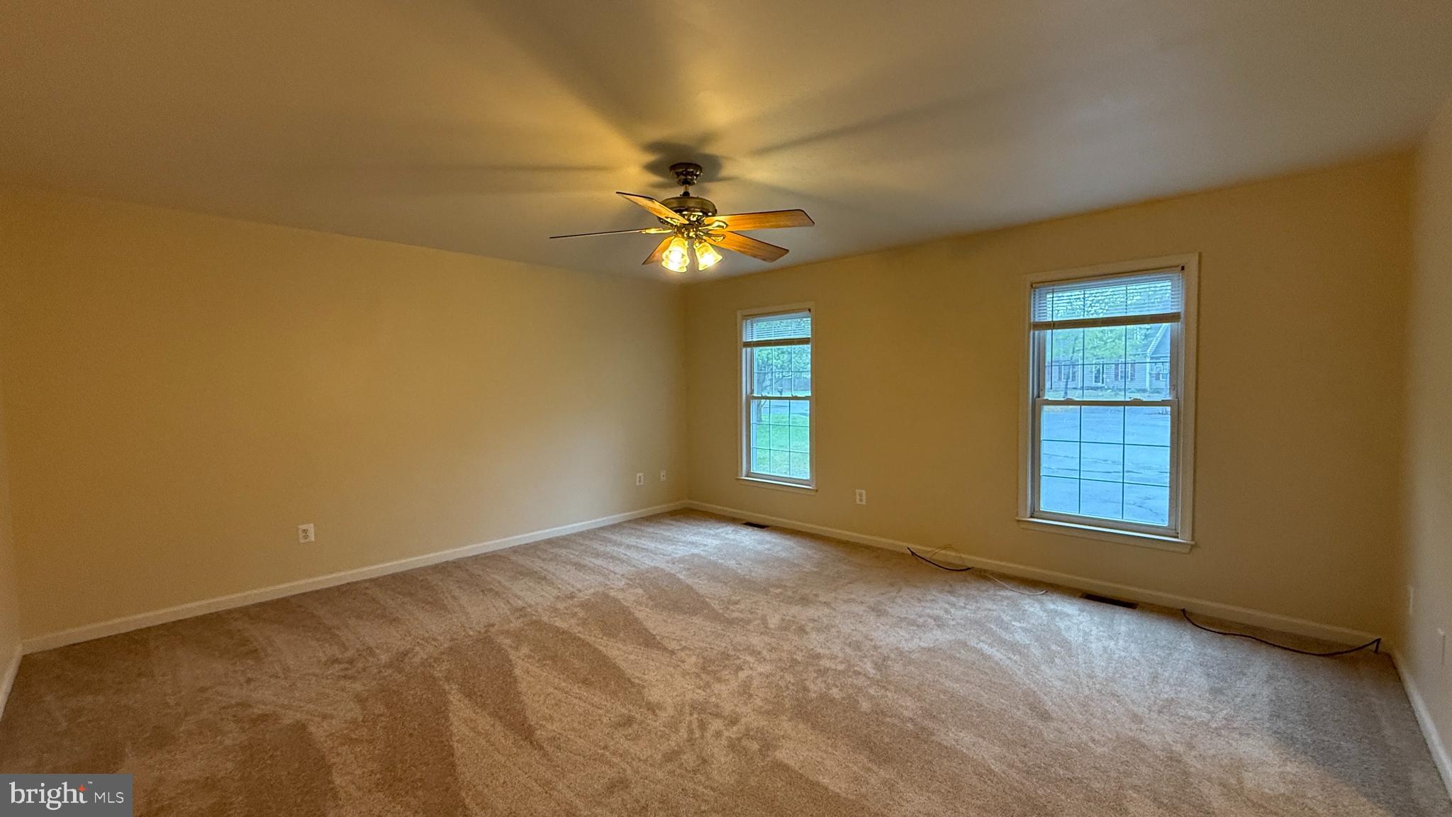 SOUTH OAKS - Residential Lease