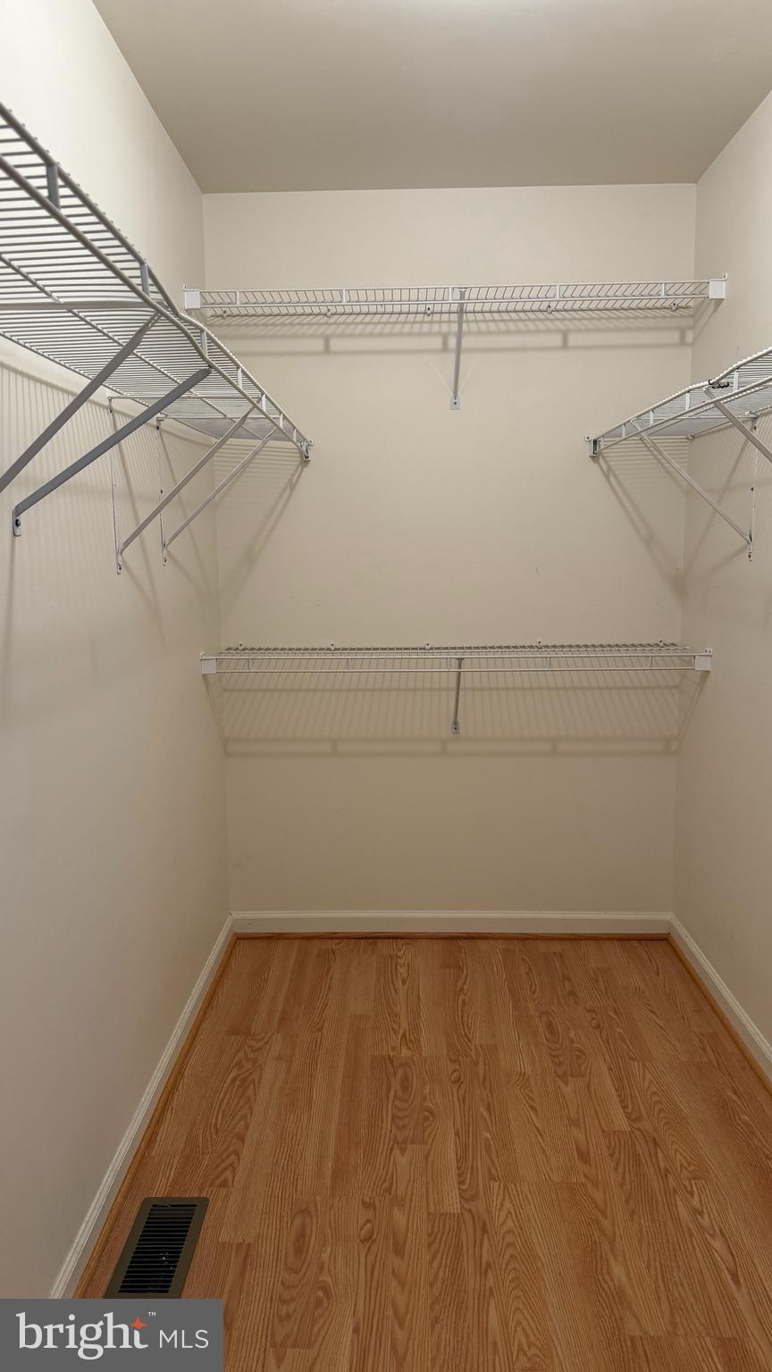 SOUTH OAKS - Residential Lease