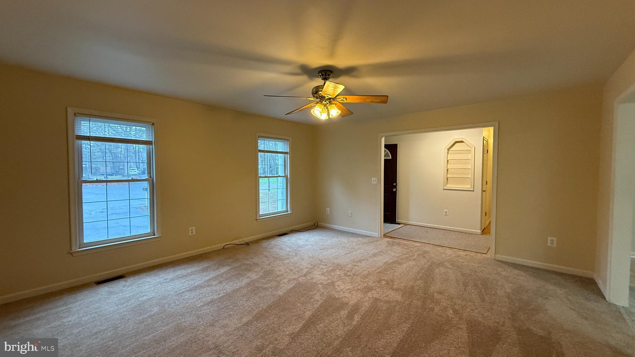 SOUTH OAKS - Residential Lease